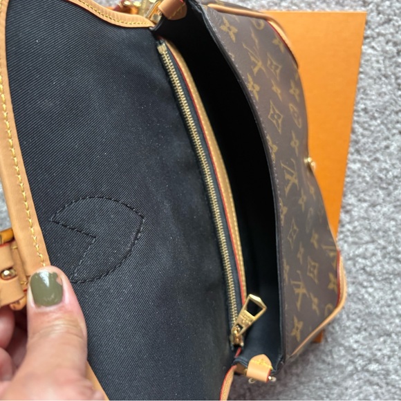 Louis Vuitton Diane Bag Monogram NM - Picture 7 of 8